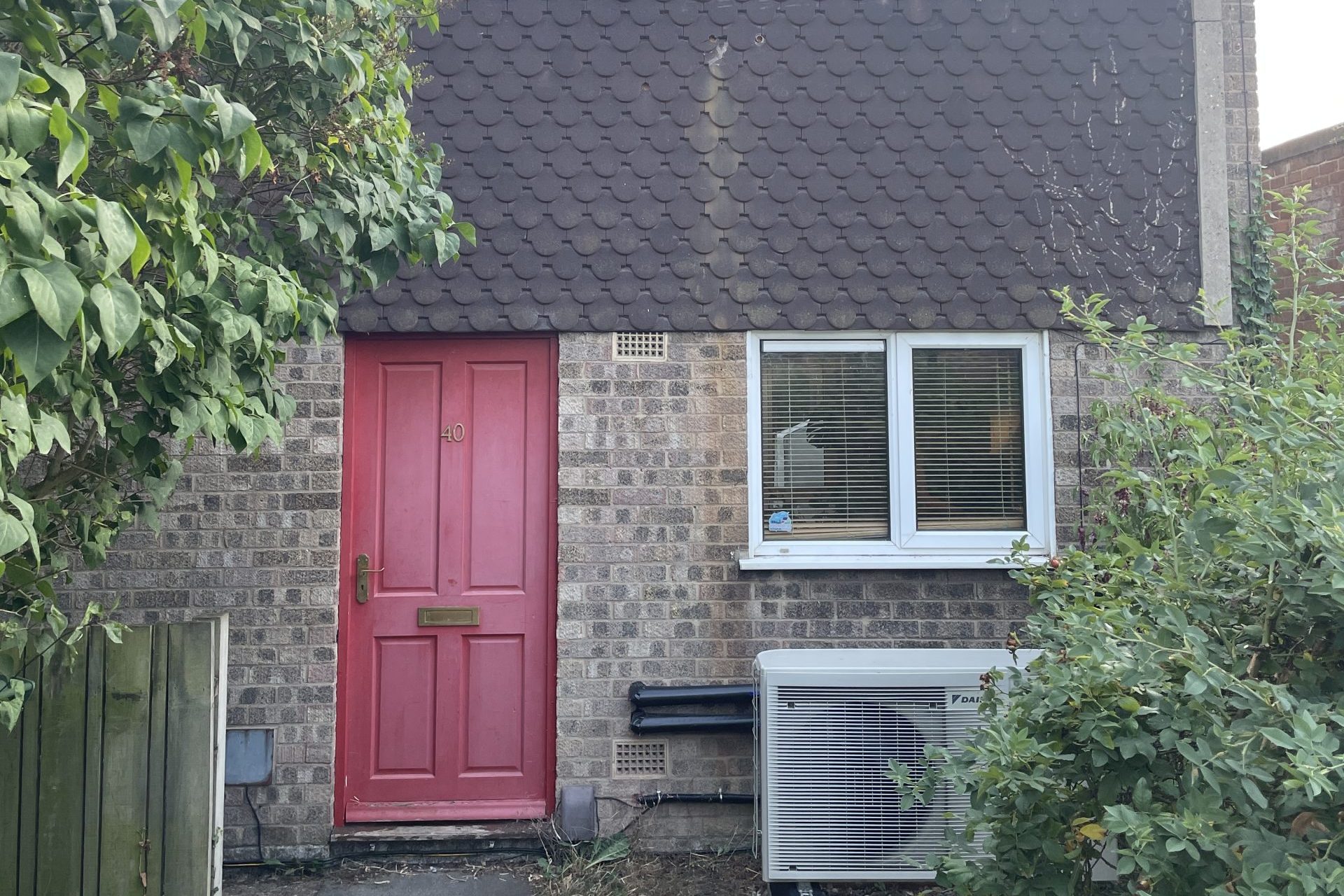 Removing gas on a budget, Mortlock Avenue